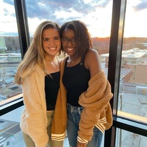 Meet your Posher, Sydney